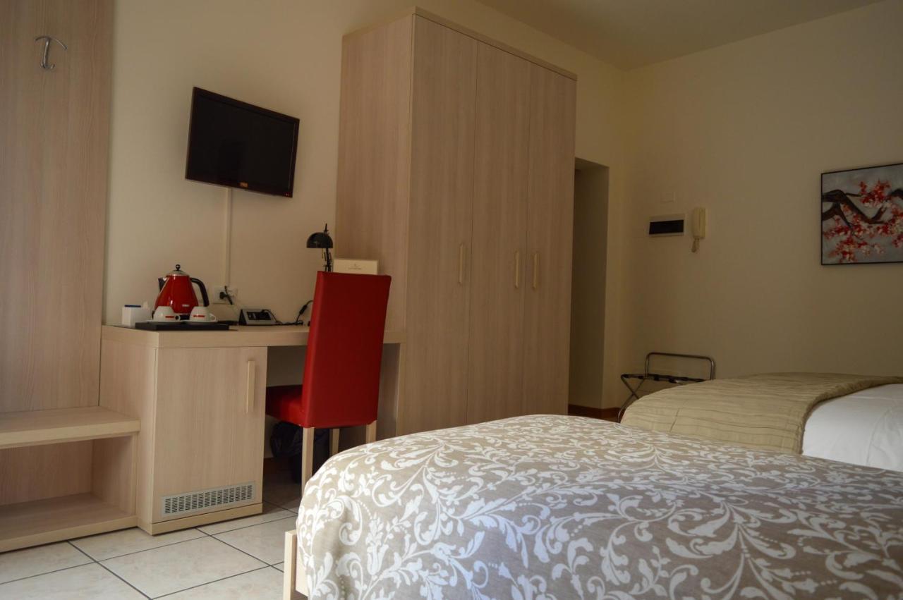 La Contrada Bed & Breakfast Sarnico Exterior photo