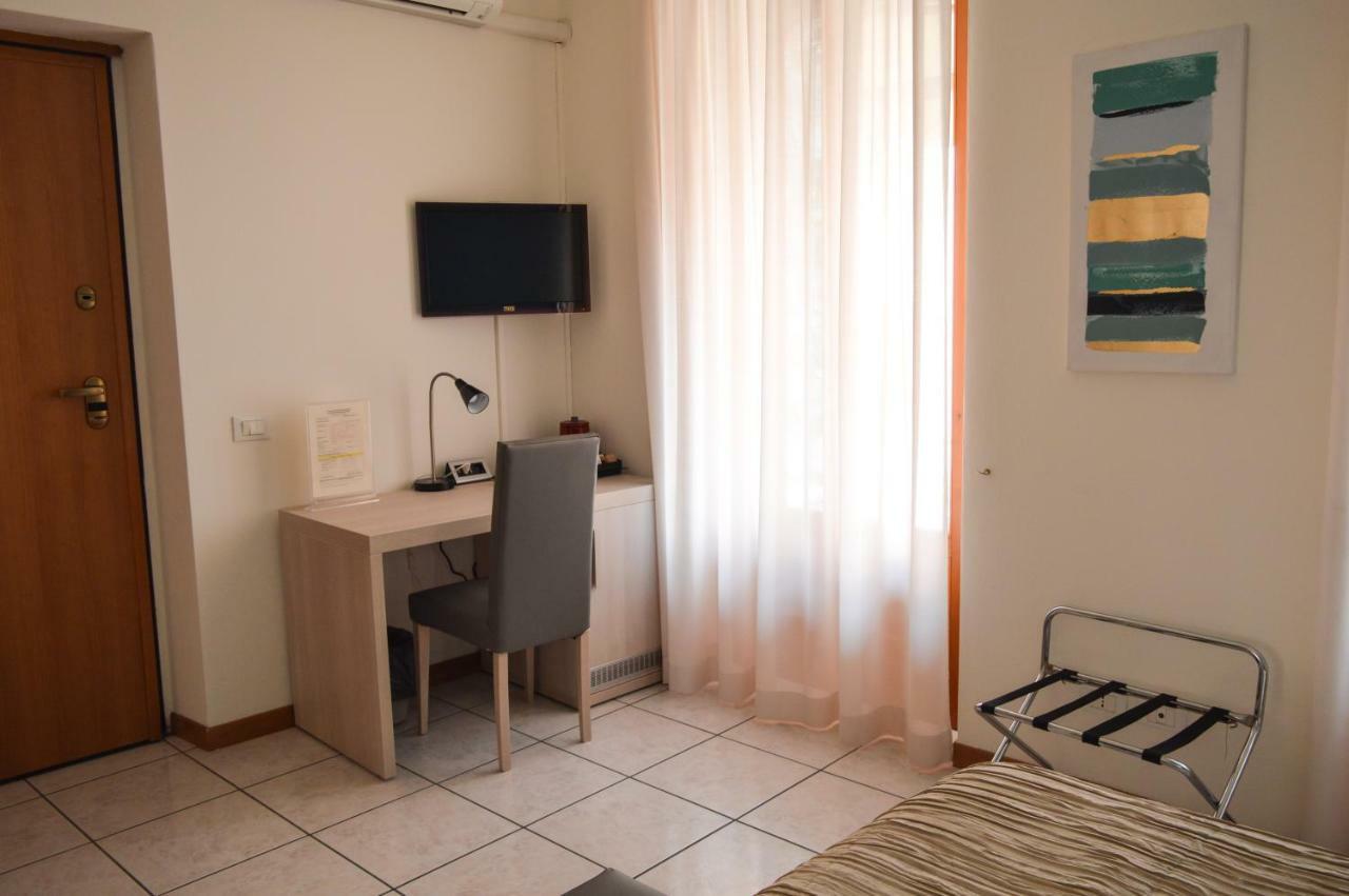 La Contrada Bed & Breakfast Sarnico Exterior photo